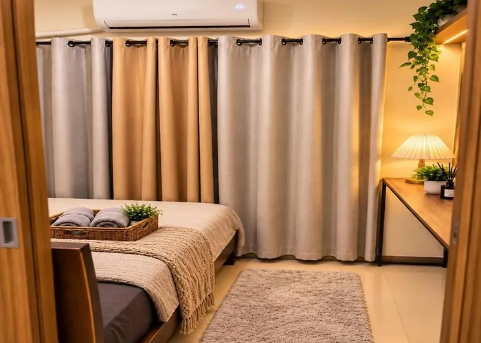 Cozy 1br Pool View Near Moa With Karaoke & Games Apartamento Manila